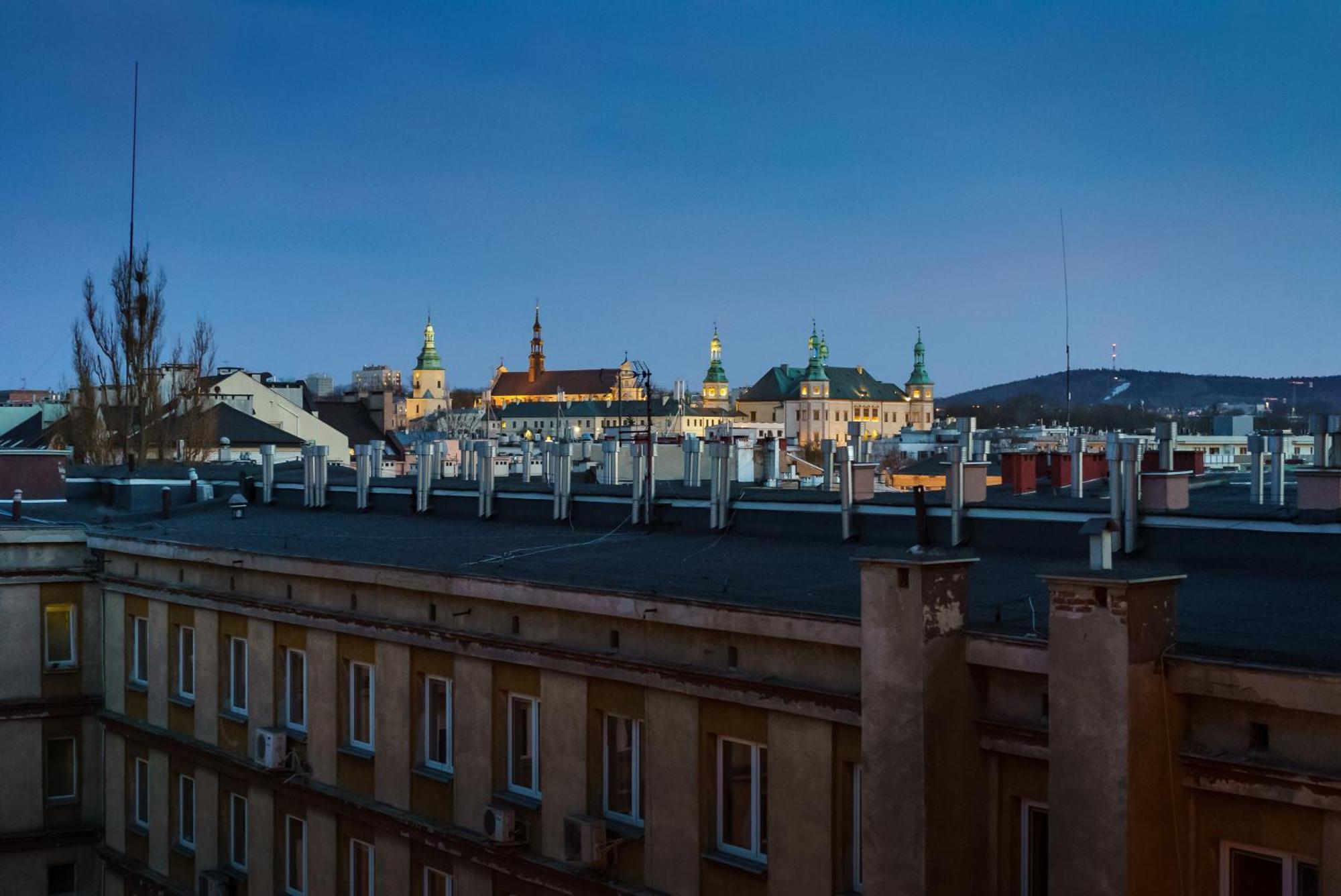 Apartament Z Tarasem Kielce Esterno foto