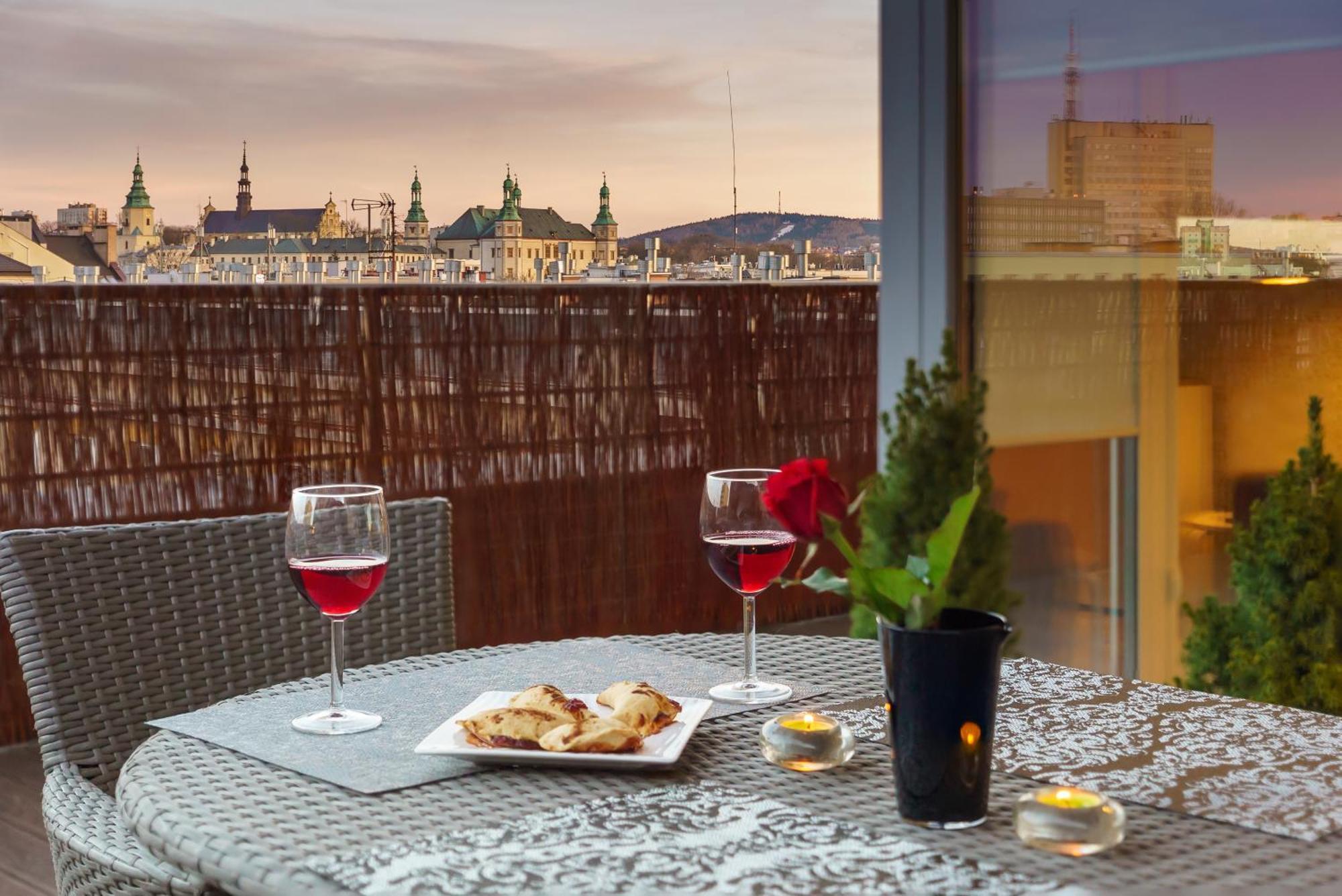 Apartament Z Tarasem Kielce Esterno foto
