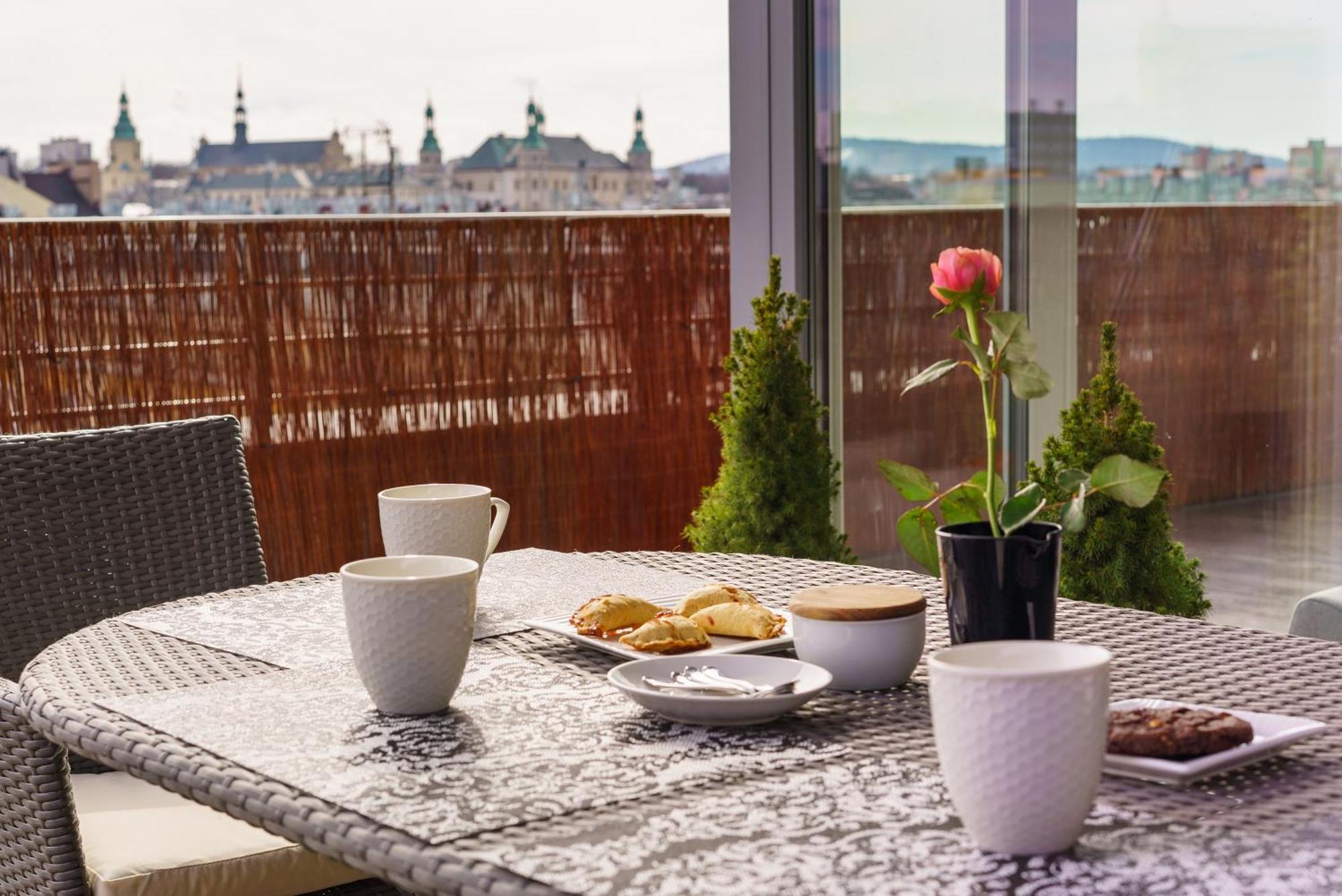 Apartament Z Tarasem Kielce Esterno foto